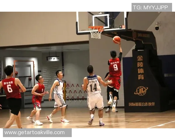 南京篮球队与北京篮球队赛后分析实力对比与战术探讨