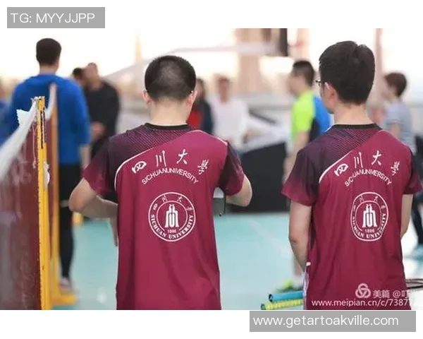 成都羽毛球队与西安羽毛球队实力对比赛后复盘分析与总结