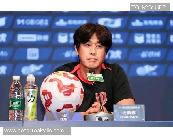 足球明星慷慨解囊为家乡捐款助力青少年足球发展与梦想实现